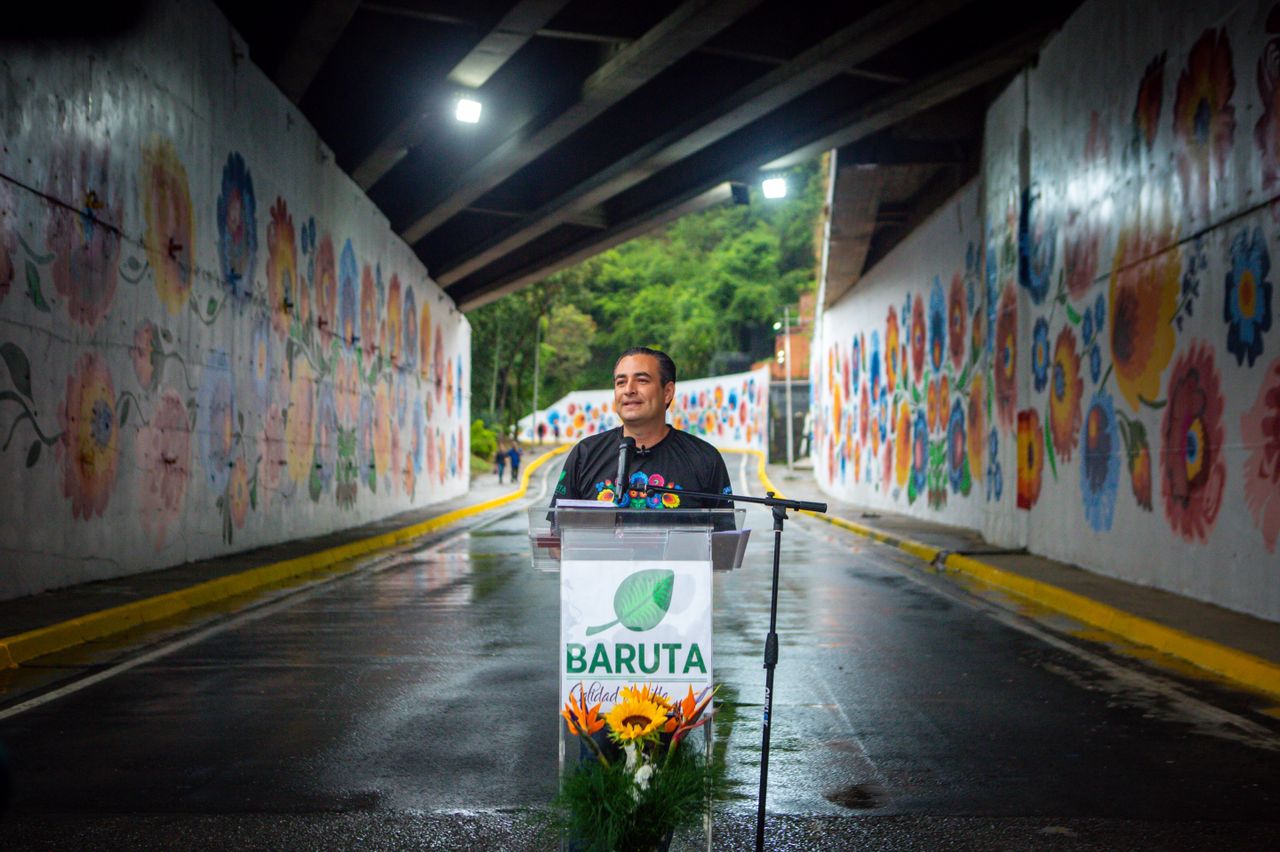 En este momento estás viendo Inauguran el mural artístico más grande del municipio Baruta