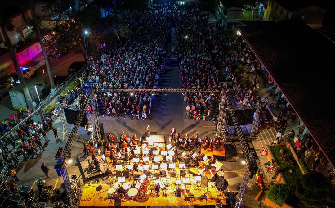 Lee más sobre el artículo <strong>Alcaldía de Baruta realizó la tradicional misa y concierto de navidad en La trinidad</strong>